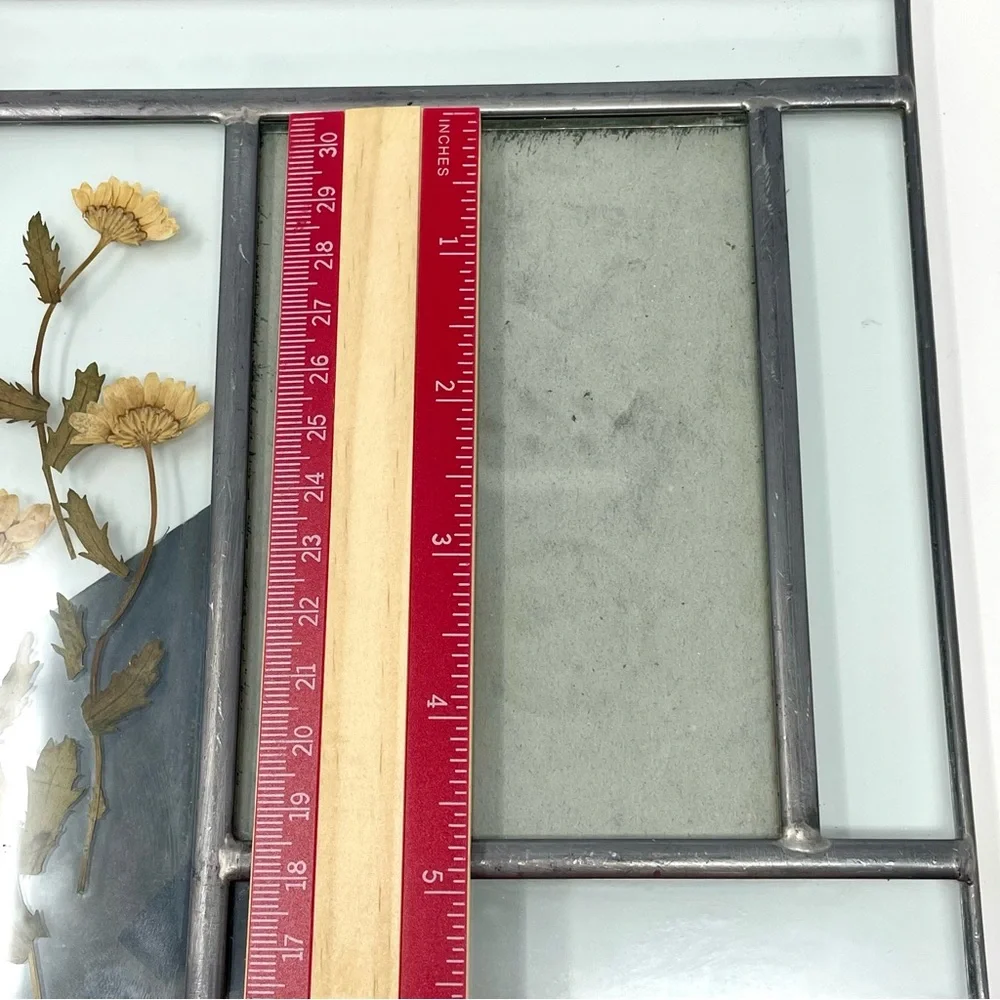 Vintage Carr Stained Glass Pressed Flowers Nature Cottage Decor 3 1/2” x 5”